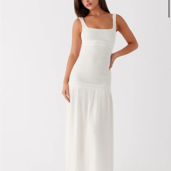 Peppermayo Dresses & Skirts - NWT Peppermayo White Sleeveless Knit Drop Waist Maxi Dress Scoop Back Size 4